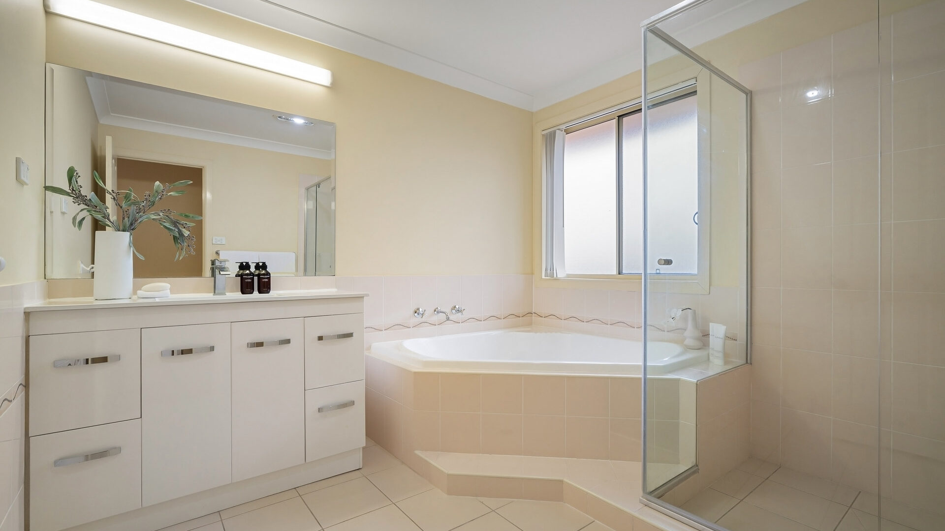 Auction - 49 The Crescent - New Property in Toongabbie - Real Estate by Andrew Tour
