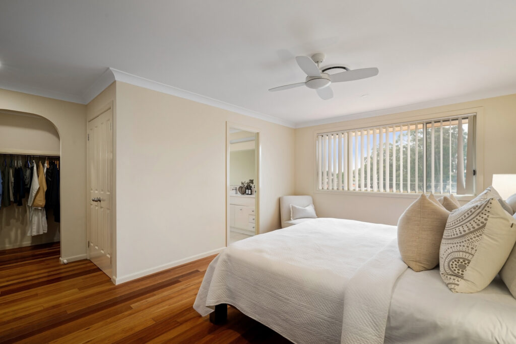 Auction - 49 The Crescent - New Property in Toongabbie - Real Estate by Andrew Tour