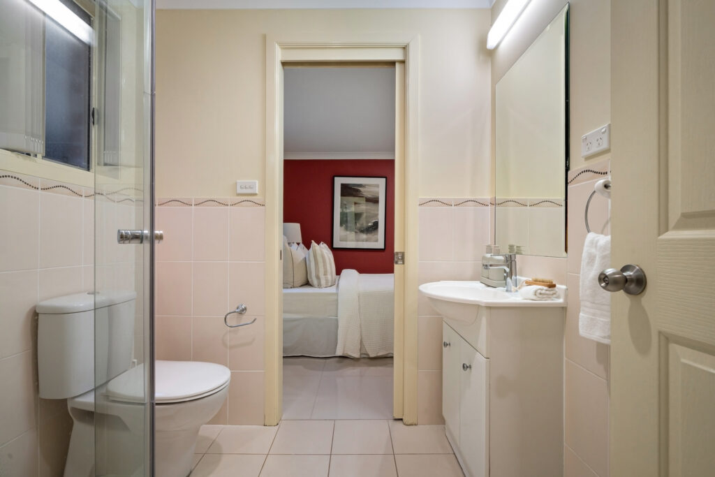 Auction - 49 The Crescent - New Property in Toongabbie - Real Estate by Andrew Tour
