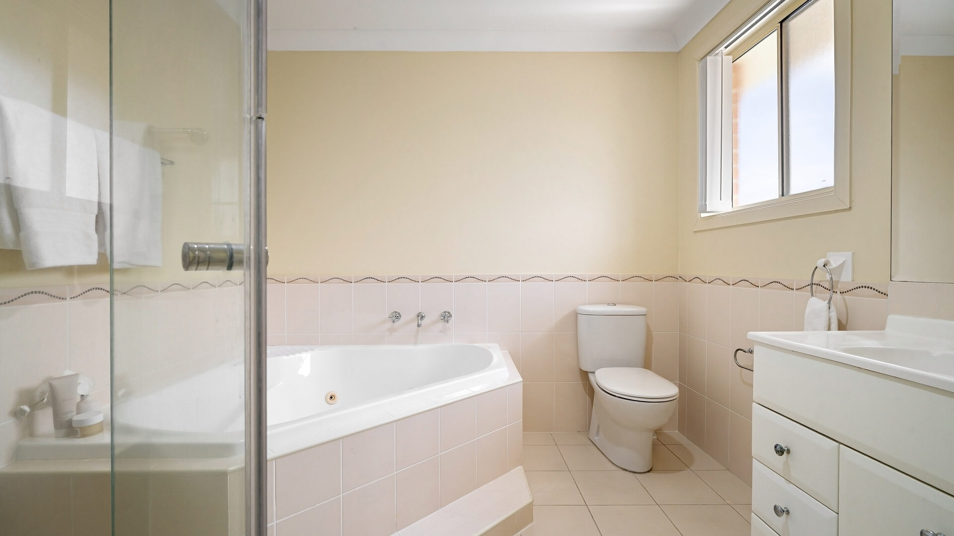 Auction - 49 The Crescent - New Property in Toongabbie - Real Estate by Andrew Tour