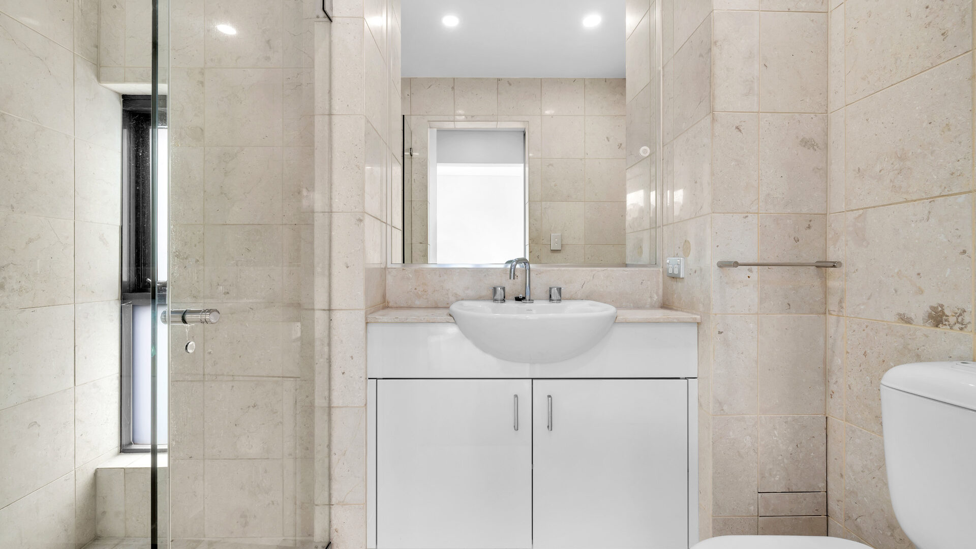 For Rent - 5/3 Penkivil Street - New Property in Bondi - Real Estate by 