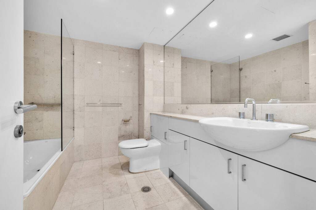 For Rent - 5/3 Penkivil Street - New Property in Bondi - Real Estate by 