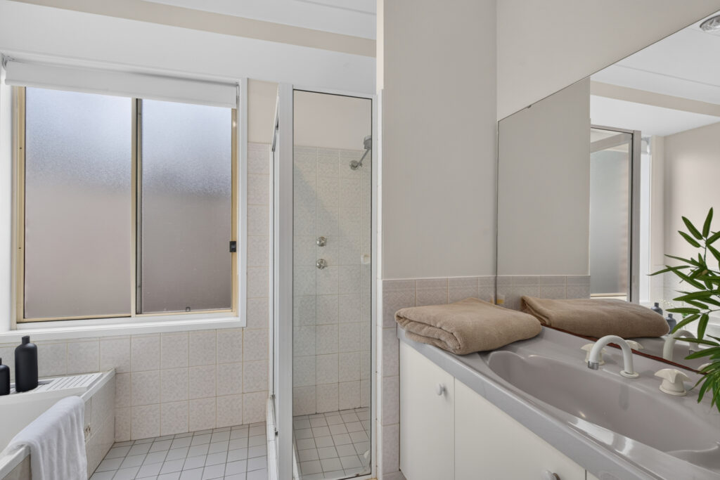 Auction - 27 Calandra Avenue - New Property in Quakers Hill - Real Estate by Ruma Mundi