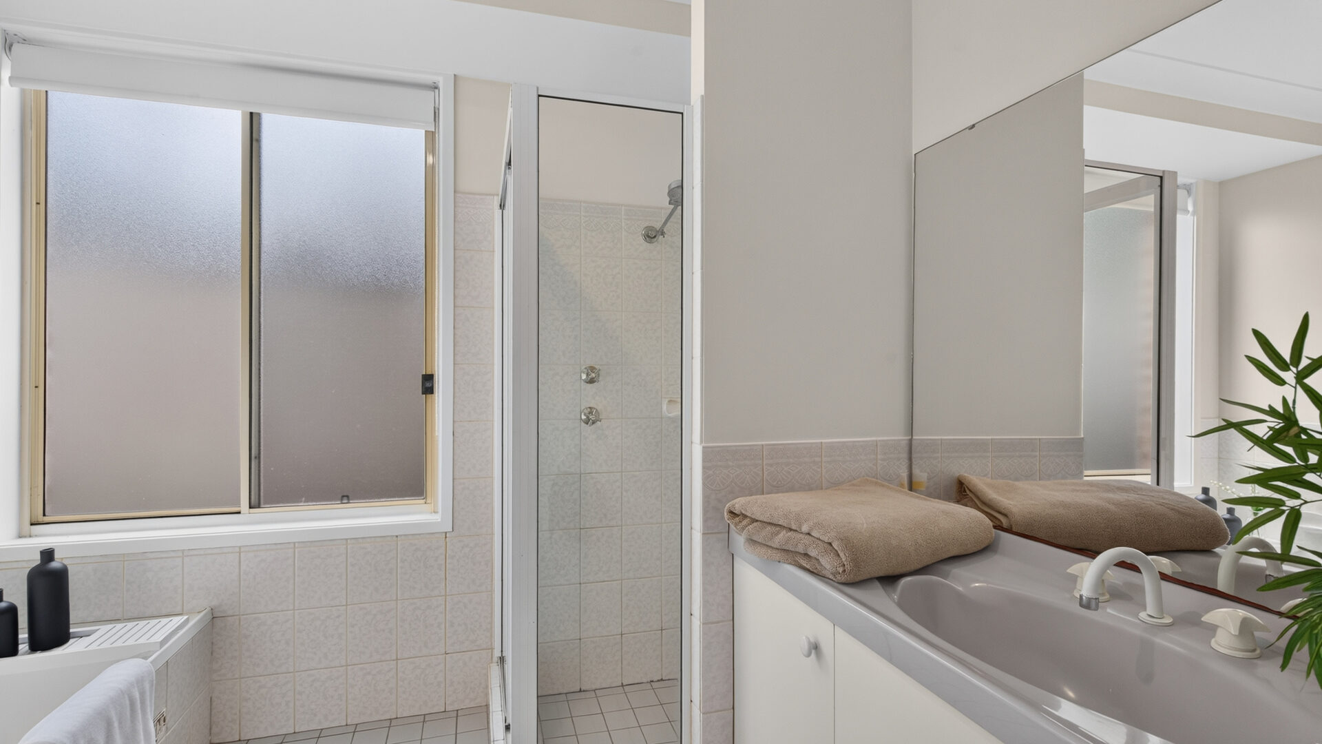 Auction - 27 Calandra Avenue - New Property in Quakers Hill - Real Estate by Ruma Mundi