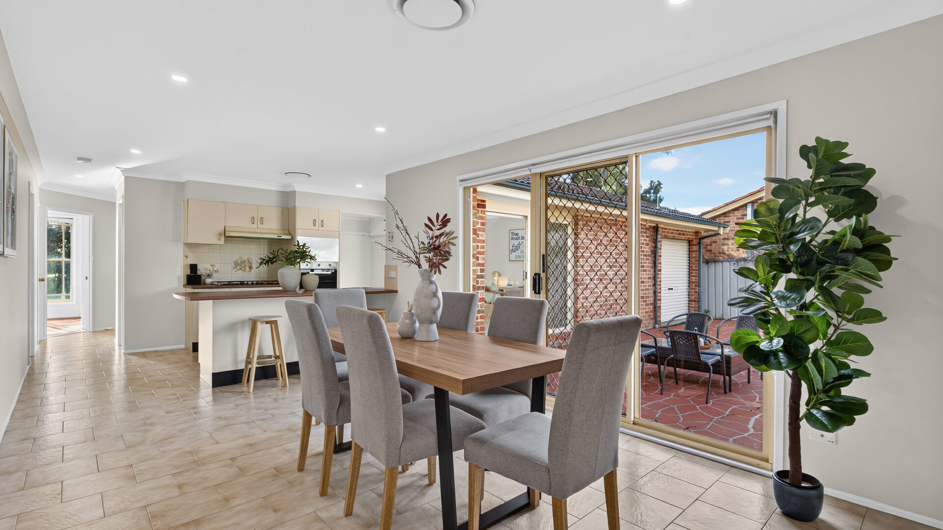 Auction - 27 Calandra Avenue - New Property in Quakers Hill - Real Estate by Ruma Mundi