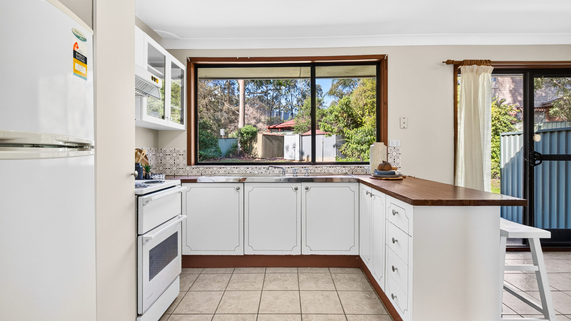 For Sale - 9 King Place - New Property in Kings Langley - Real Estate by Kim McChlery