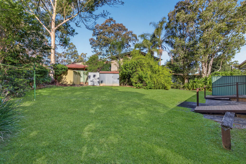 For Sale - 9 King Place - New Property in Kings Langley - Real Estate by Kim McChlery