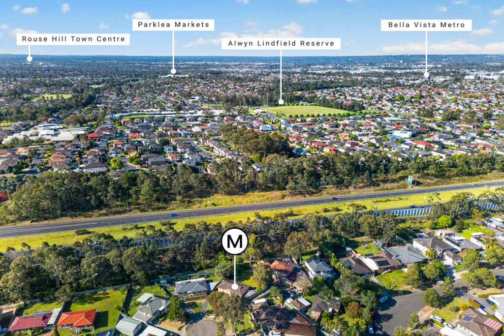 For Sale - 9 King Place - New Property in Kings Langley - Real Estate by Kim McChlery
