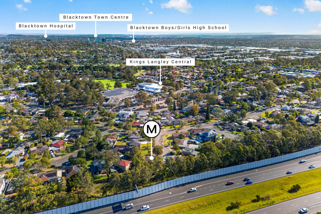 For Sale - 9 King Place - New Property in Kings Langley - Real Estate by Kim McChlery