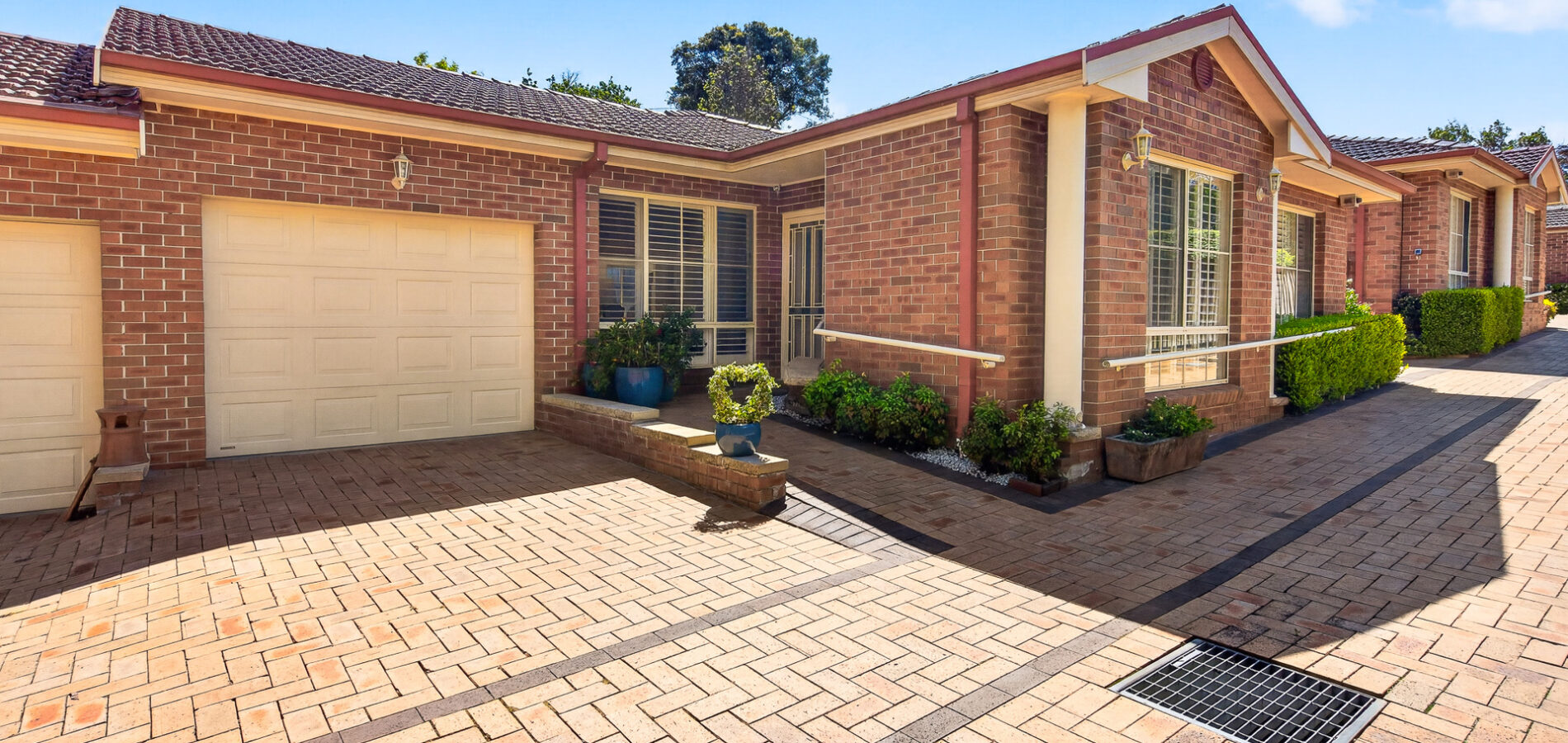 Auction - 2/37 Copeland Road - New Property in Beecroft - Real Estate by Alastair Kivell
