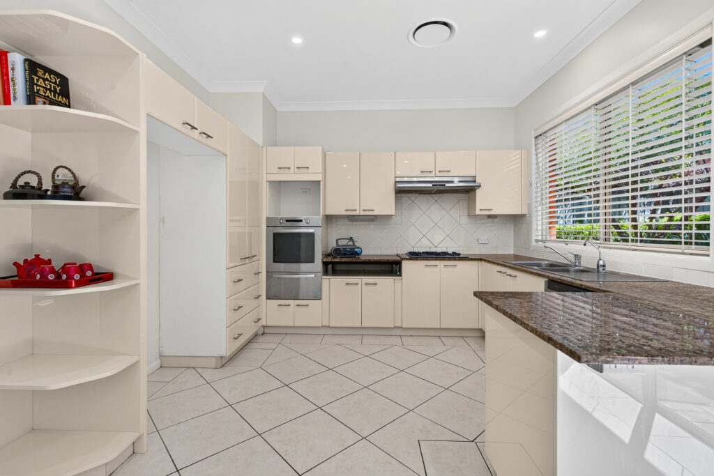 Auction - 2/37 Copeland Road - New Property in Beecroft - Real Estate by Alastair Kivell