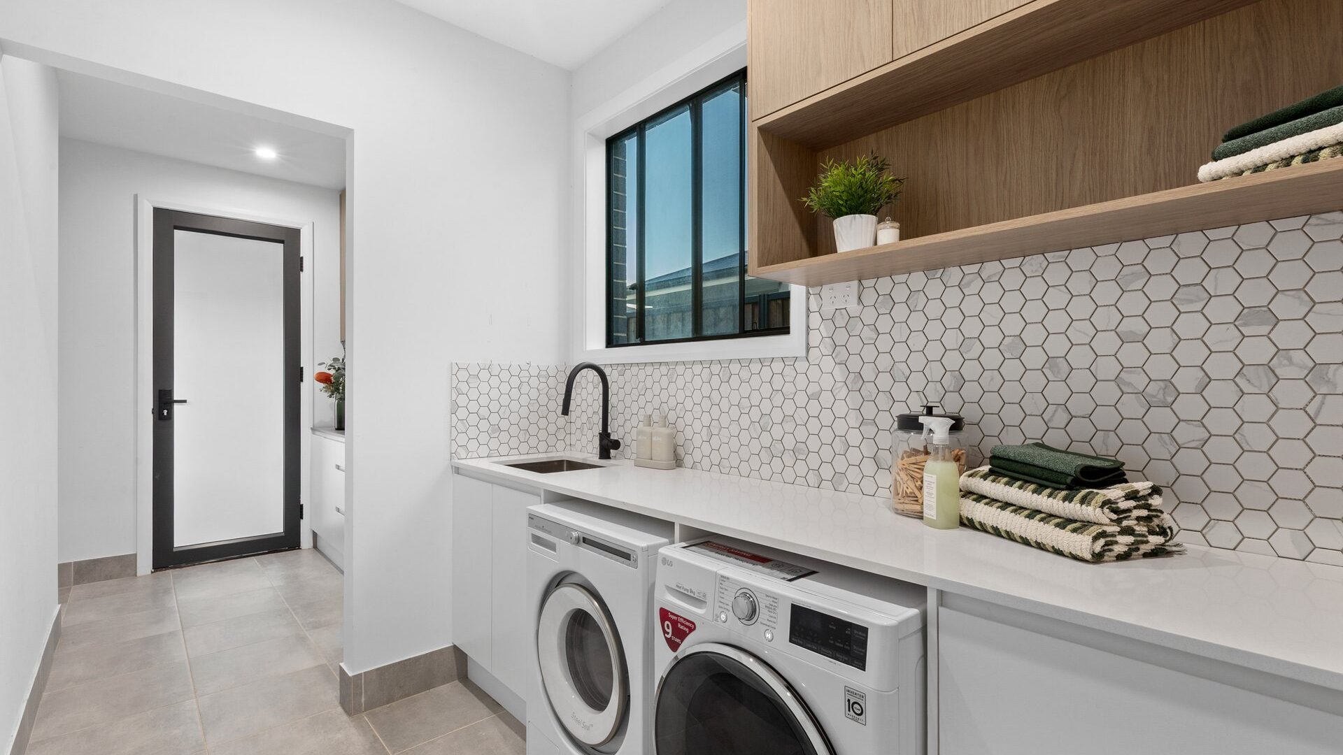 For Sale - 38 Sunburst Circuit - New Property in Gables - Real Estate by Ben Davenport