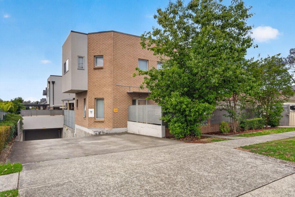 Auction - 3/17 Carinya Road - New Property in Girraween - Real Estate by Amit Nayak
