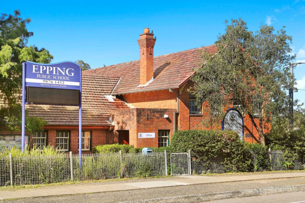 Auction - 5 Gloucester Road - New Property in Epping - Real Estate by Betty Ockerlander