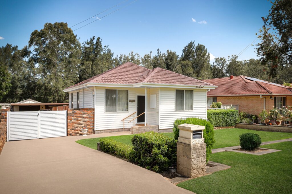 For Sale - 28 Anne Avenue - New Property in Seven Hills - Real Estate by Joel Hollings