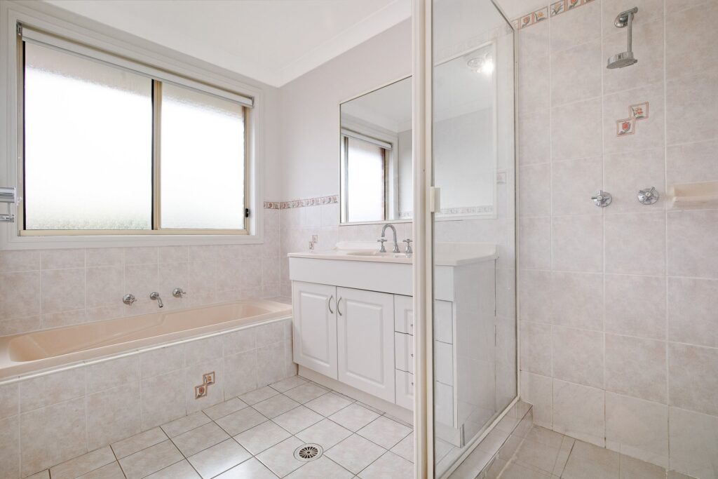Auction - 205 Meurants Lane - New Property in Glenwood - Real Estate by Jamie Benjamin