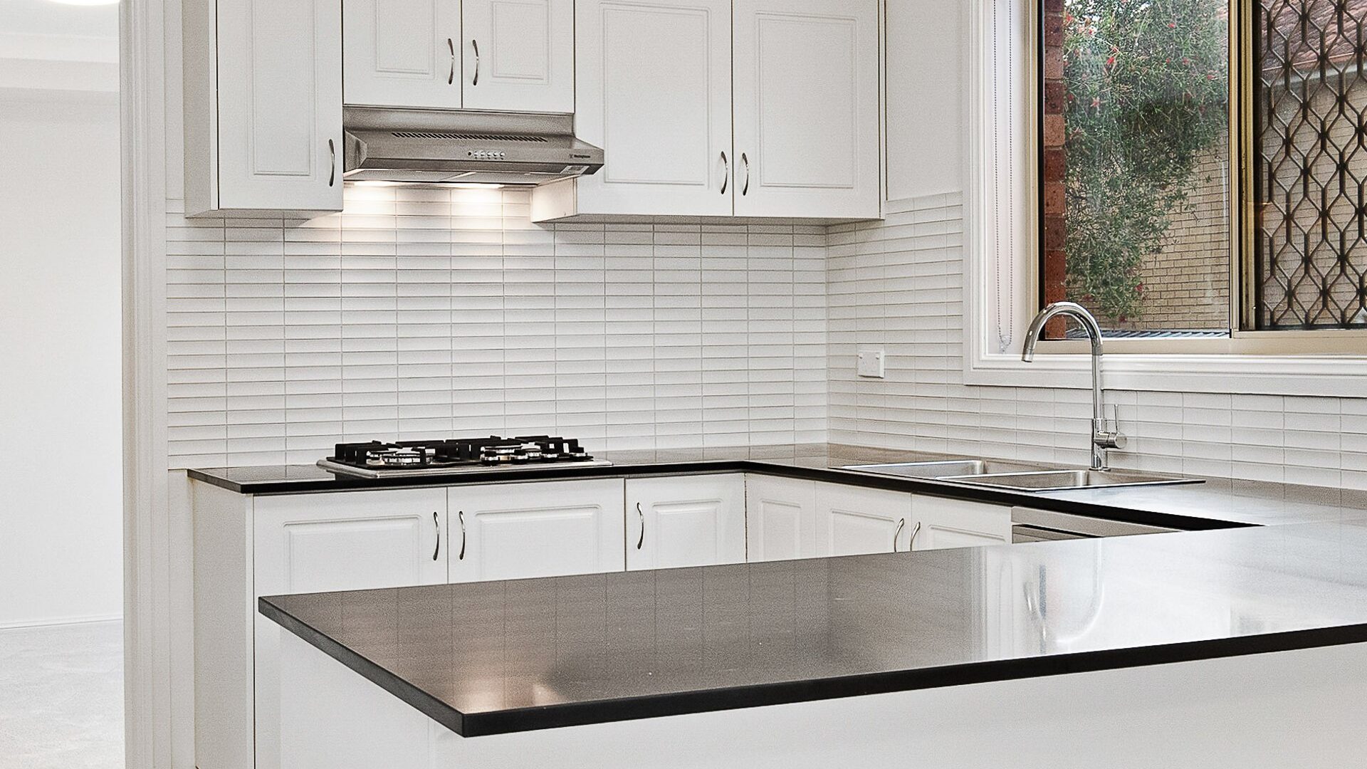 Auction - 205 Meurants Lane - New Property in Glenwood - Real Estate by Jamie Benjamin