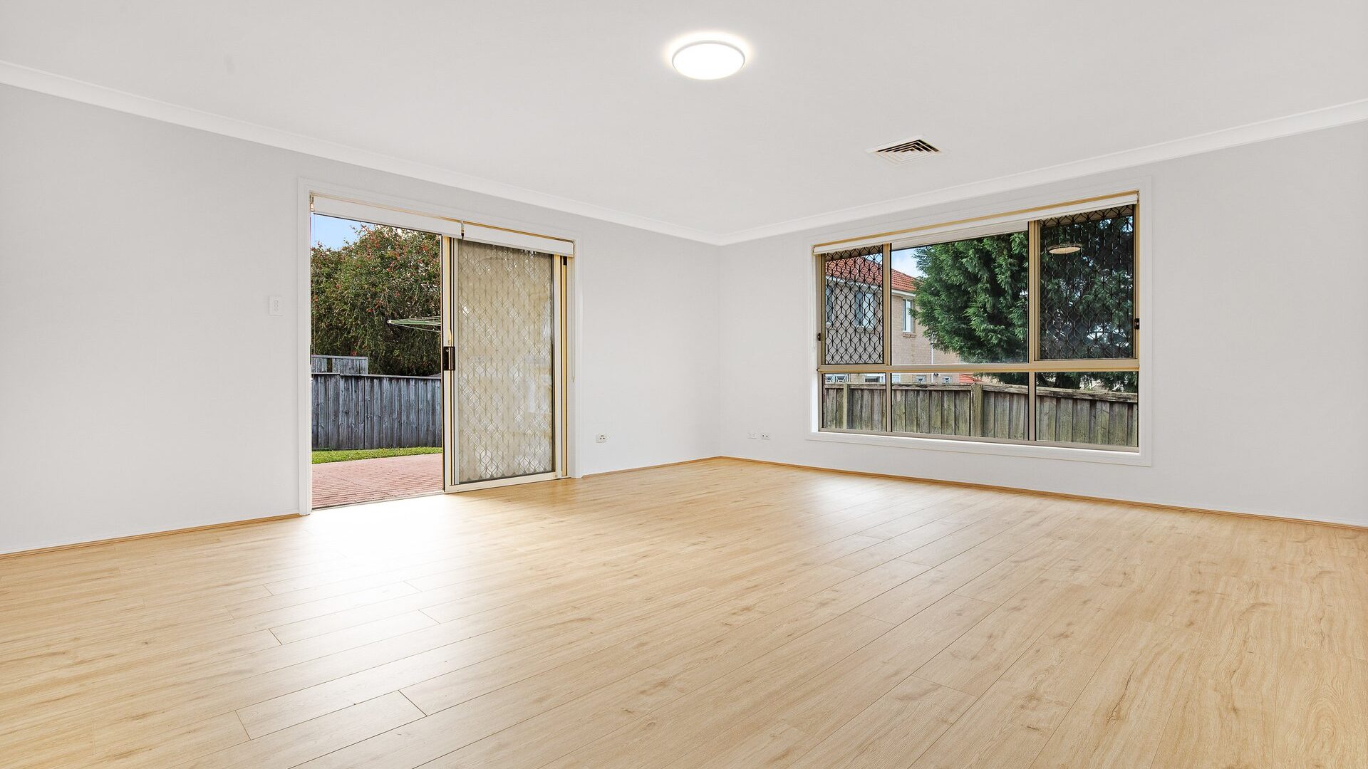 Auction - 205 Meurants Lane - New Property in Glenwood - Real Estate by Jamie Benjamin