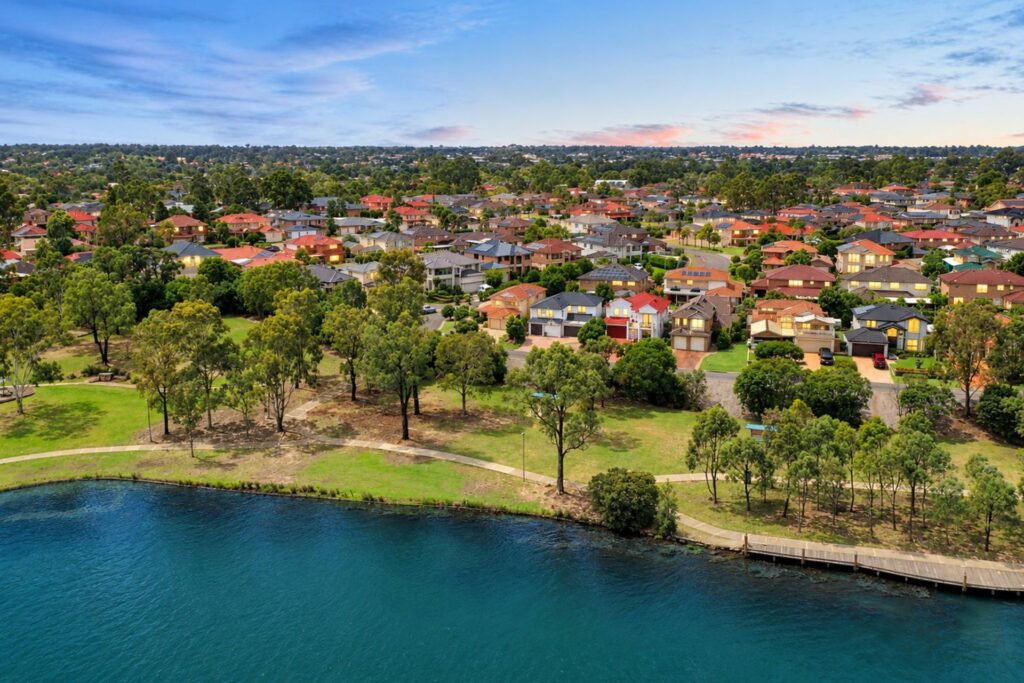 Auction - 3 Waterside Grove - New Property in Woodcroft - Real Estate by Sam Yazdi