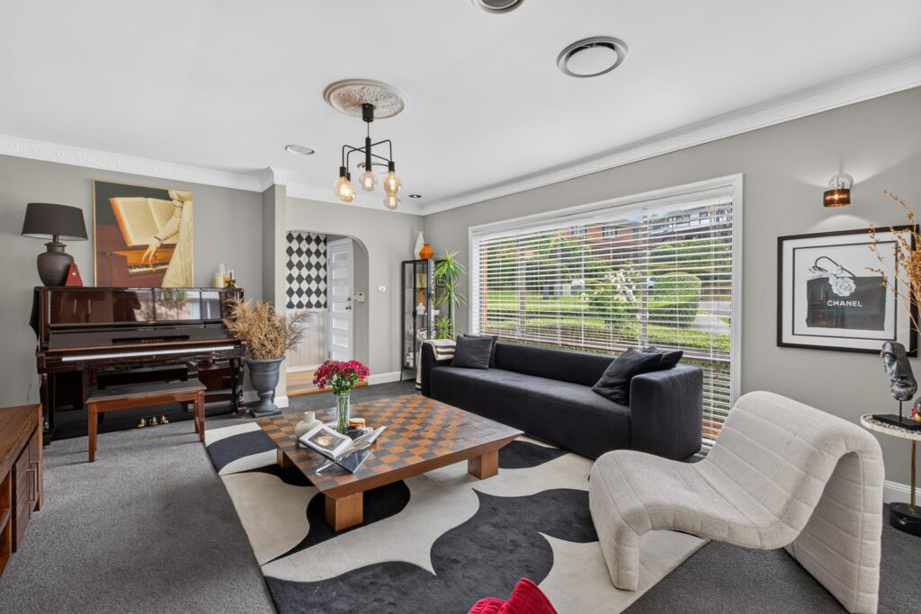 Auction - 18 Cansdale Place - New Property in Castle Hill - Real Estate by Peter Pokorny