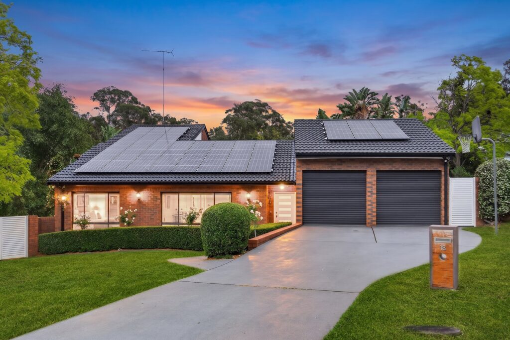 Auction - 18 Cansdale Place - New Property in Castle Hill - Real Estate by Peter Pokorny