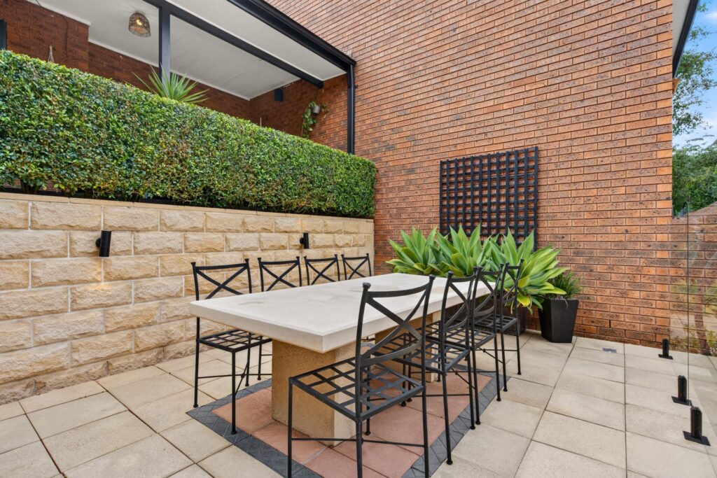 Auction - 18 Cansdale Place - New Property in Castle Hill - Real Estate by Peter Pokorny