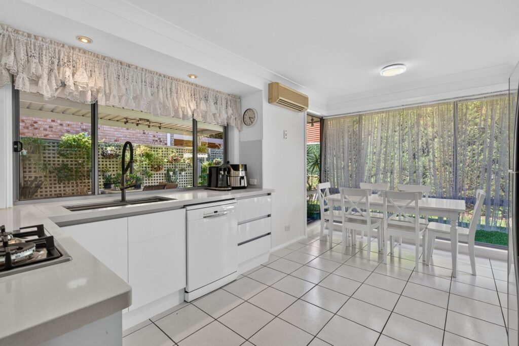 Auction - 3 Waterside Grove - New Property in Woodcroft - Real Estate by Sam Yazdi