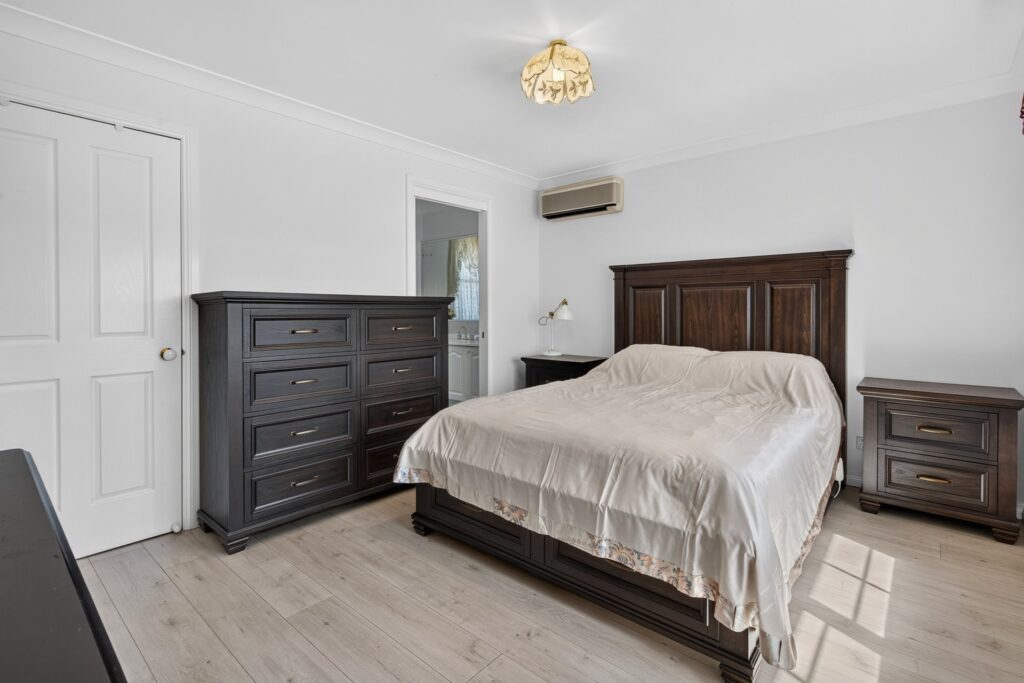 Auction - 3 Waterside Grove - New Property in Woodcroft - Real Estate by Sam Yazdi