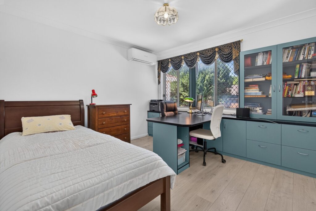 Auction - 3 Waterside Grove - New Property in Woodcroft - Real Estate by Sam Yazdi