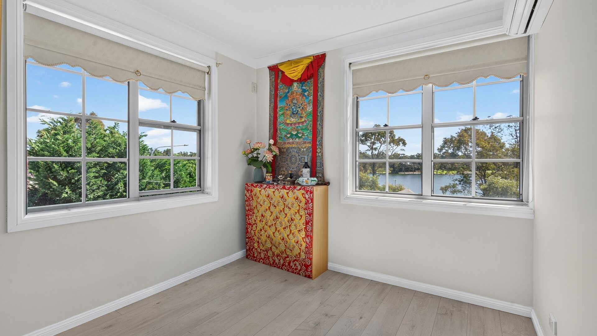 Auction - 3 Waterside Grove - New Property in Woodcroft - Real Estate by Sam Yazdi