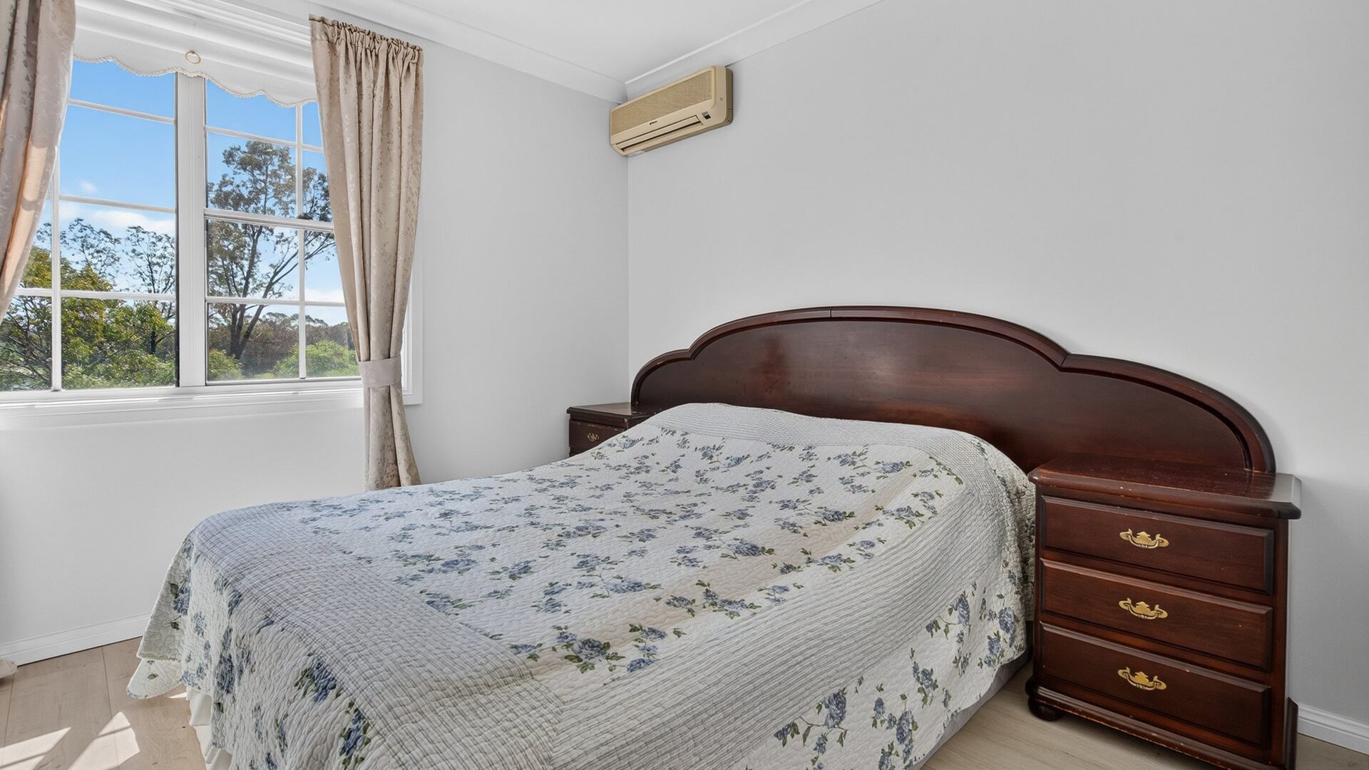 Auction - 3 Waterside Grove - New Property in Woodcroft - Real Estate by Sam Yazdi