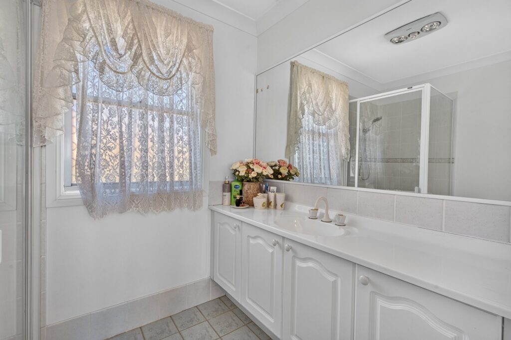 Auction - 3 Waterside Grove - New Property in Woodcroft - Real Estate by Sam Yazdi