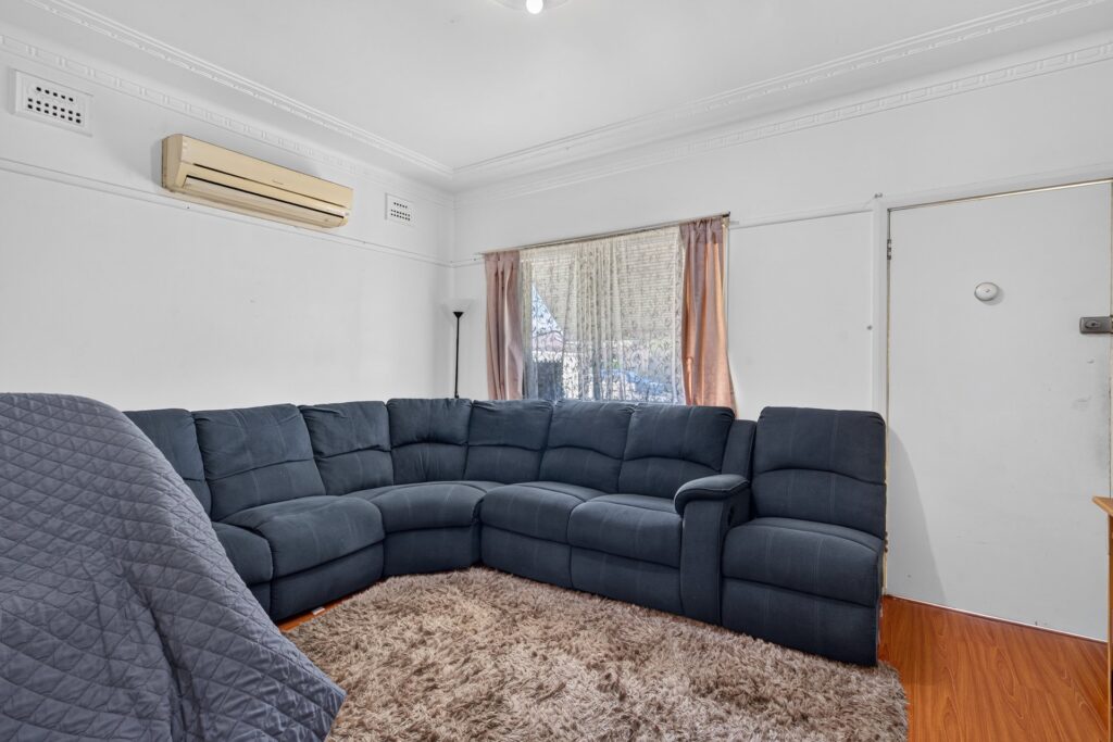 Auction - 49 Pendle Way - New Property in Pendle Hill - Real Estate by Amit Nayak
