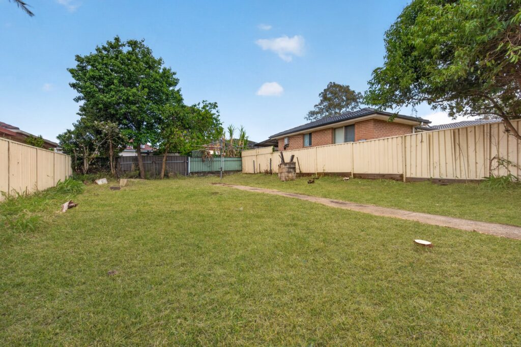 Auction - 49 Pendle Way - New Property in Pendle Hill - Real Estate by Amit Nayak