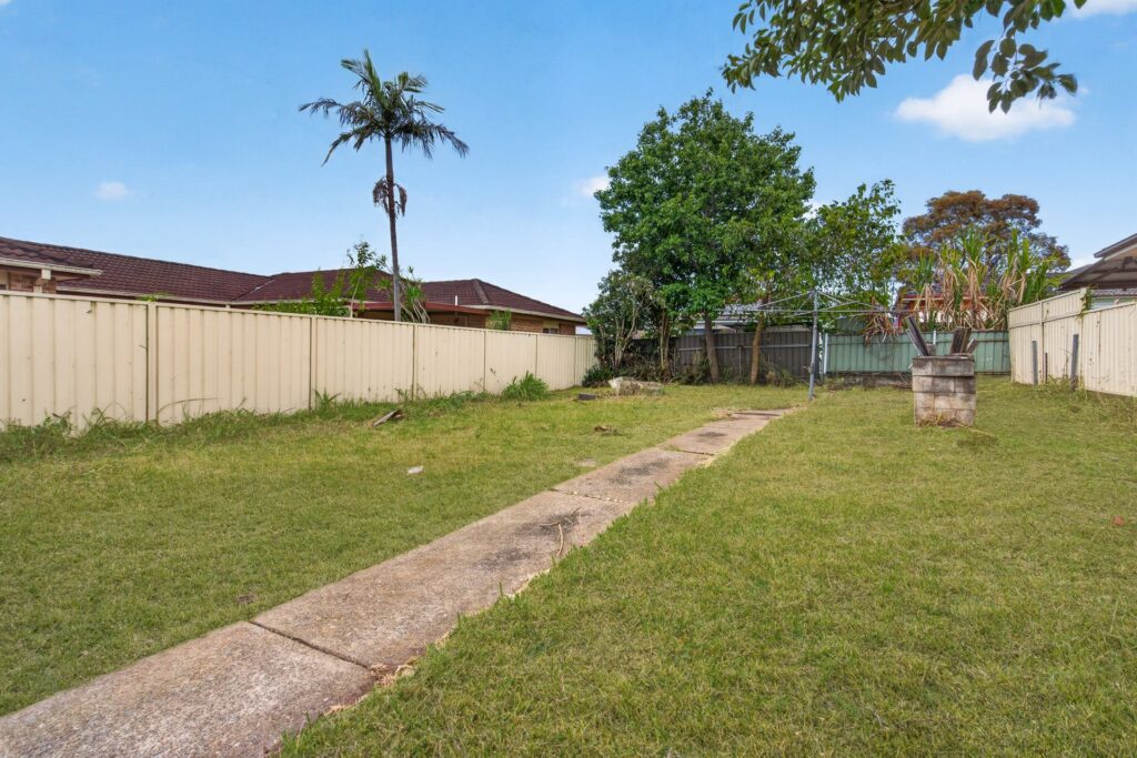 Auction - 49 Pendle Way - New Property in Pendle Hill - Real Estate by Amit Nayak