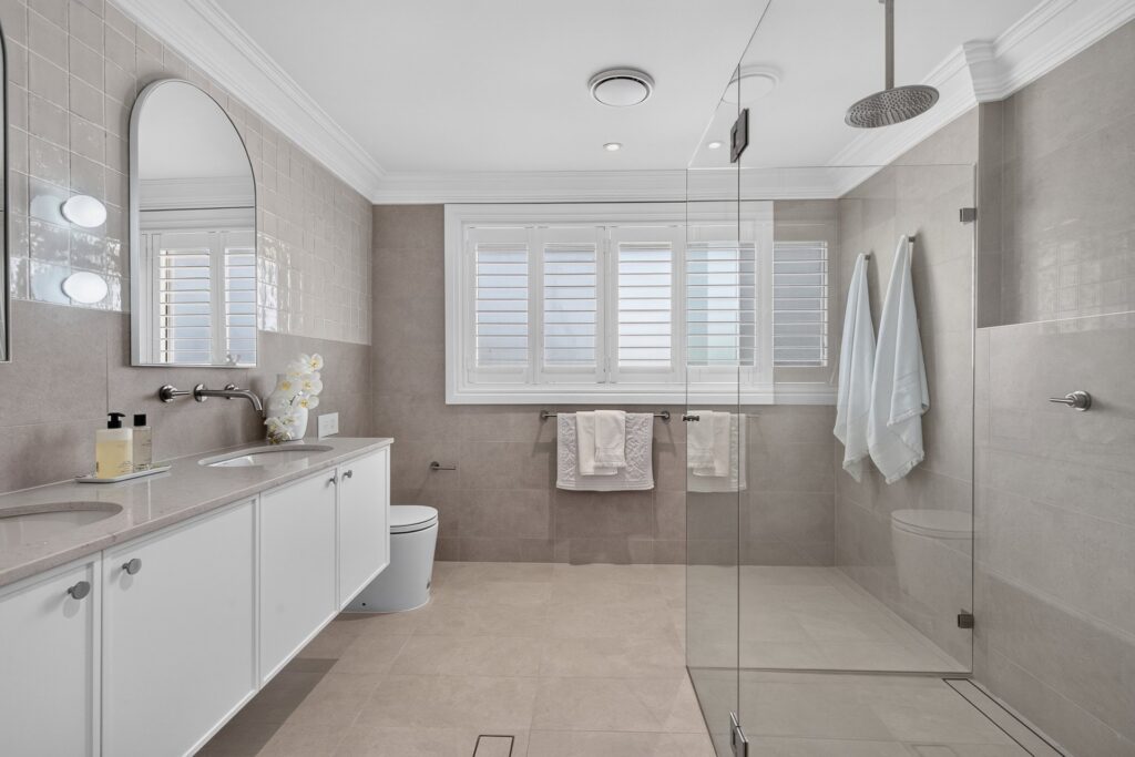 Auction - 60 Sanctuary Drive - New Property in Beaumont Hills - Real Estate by Ruma Mundi