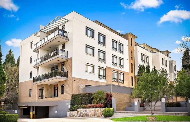 9/2-4 Purser Avenue