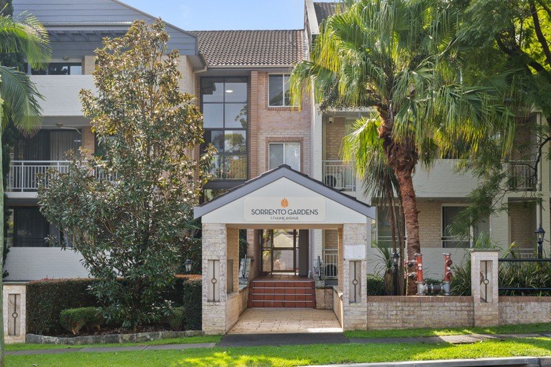35/1-7 Hume Avenue
