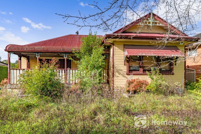 7 Rowallan Avenue